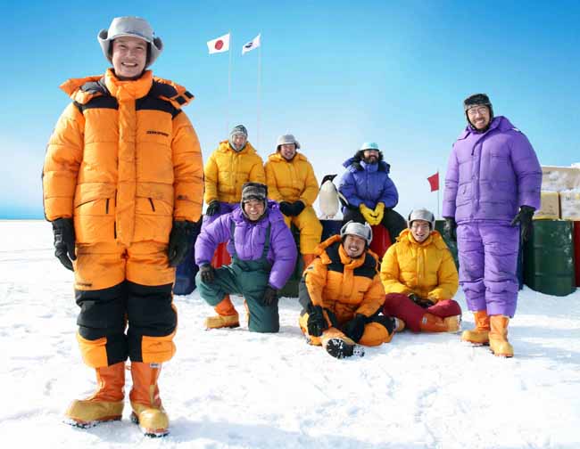 (C)2009『南極料理人』製作委員会