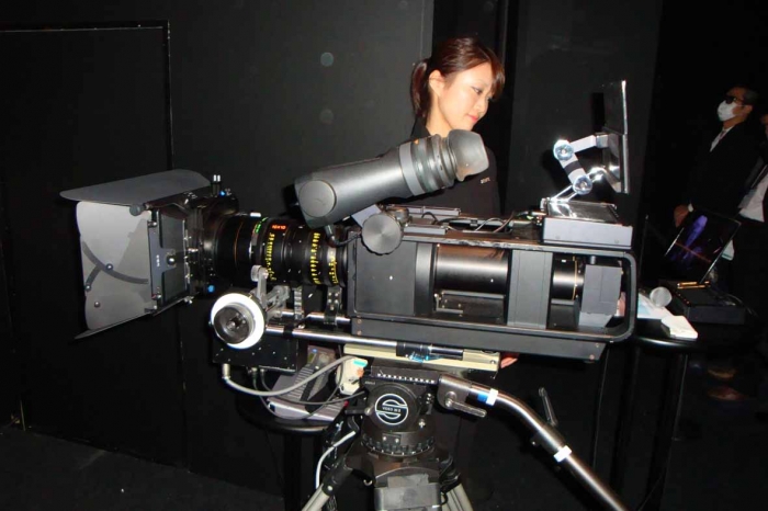 ソニーの240フレーム単眼レンズ3Dカメラ
