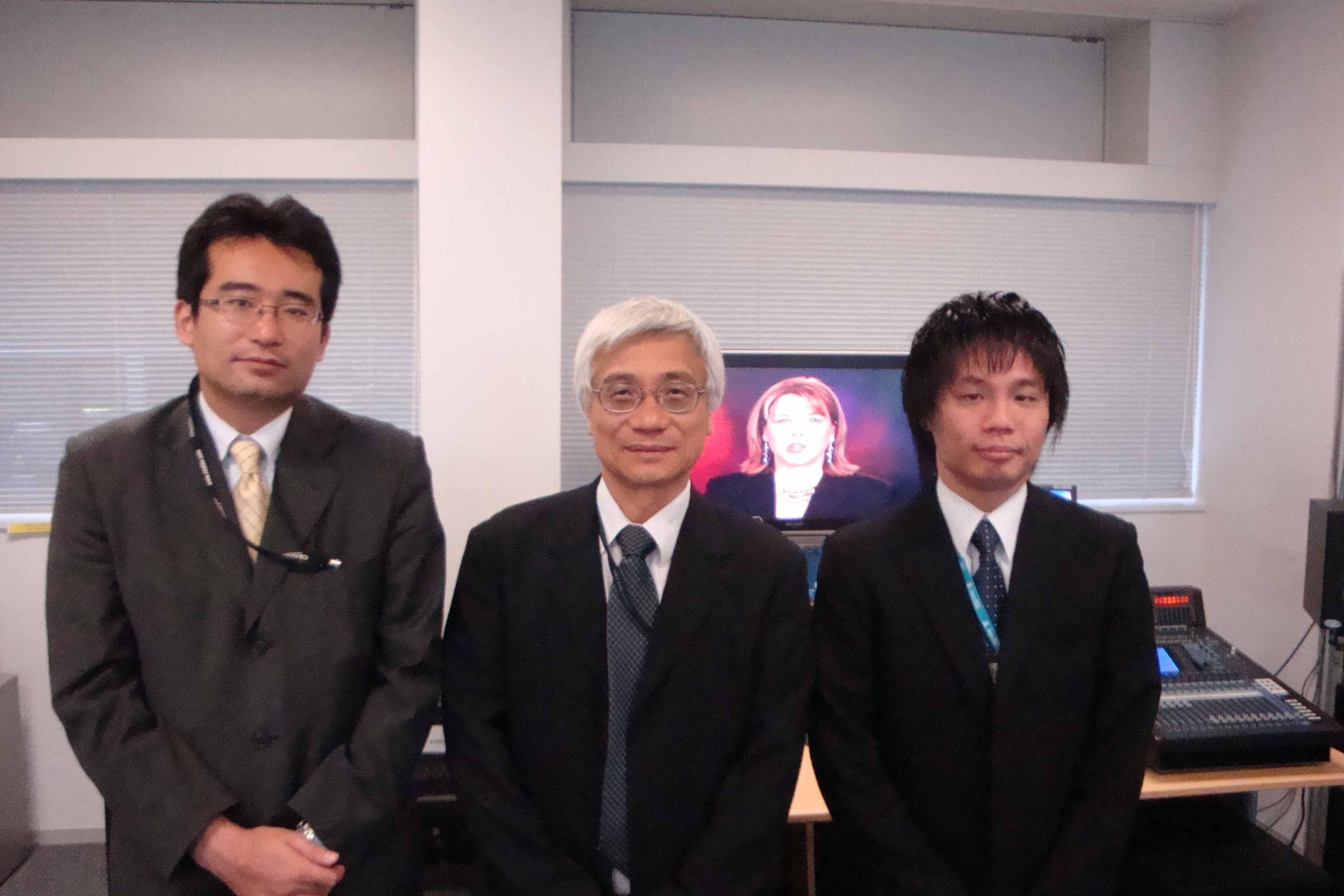 左から堀田氏、取締役の清水久雄氏、南澤氏