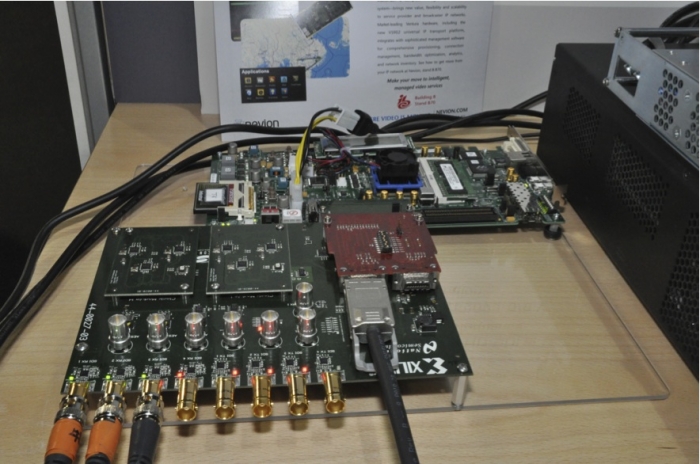 FPGAによるHD over IPをデモ