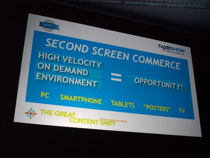 セカンドスクリーンは大きなビジネスチャンスであることを示すピーター・ウィルソン氏（EDCF)のスライド