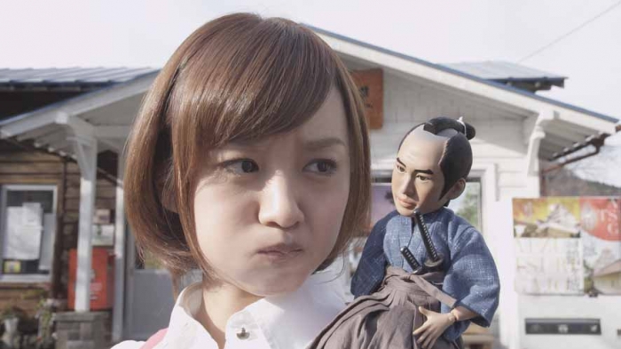 「会津侍 若松っつん」と女優の真下玲奈さん扮する「咲子さん」
