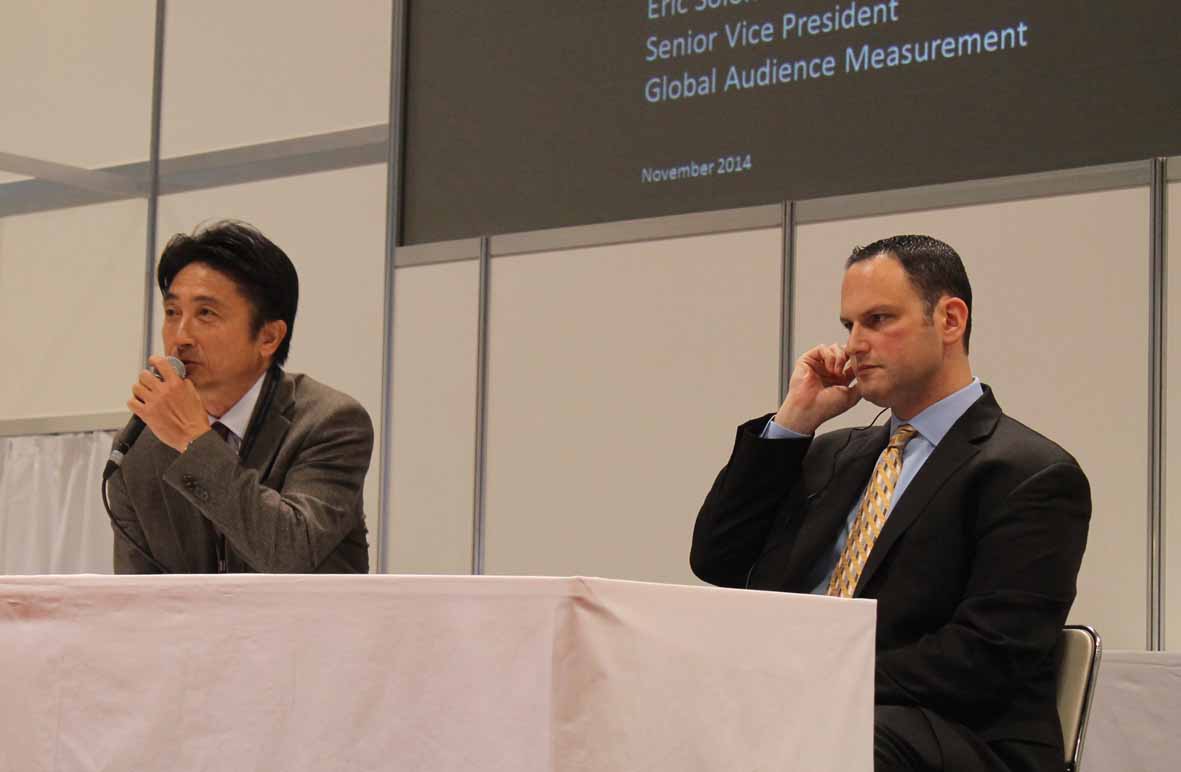 ニールセン株式会社・代表取締役会長兼CEO 福徳俊弘氏（左）も参加