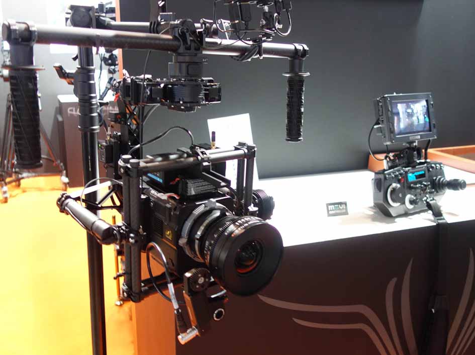 Freefly Systems「MoVI」の展示コーナー。「MoVI M15」などの3軸ジンバルシステムを実際に試せた