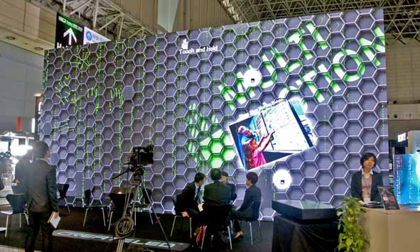 Exhibit of the 420 inch 4K-compatible display, the largest at Inter BEE