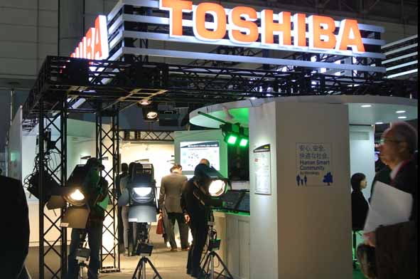 東芝ライテック／東芝エルティーエンジニアリングの展示ブース