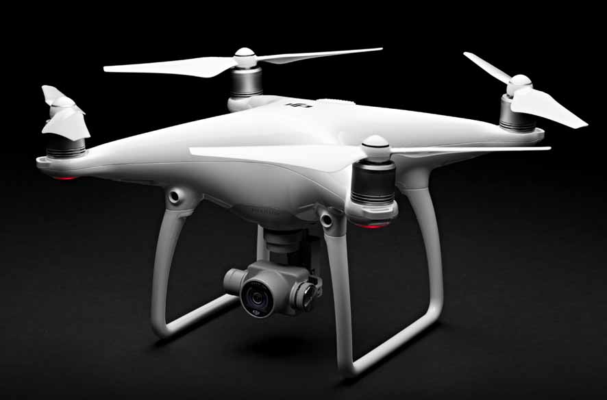 今回発表した新製品の「Phantom 4」