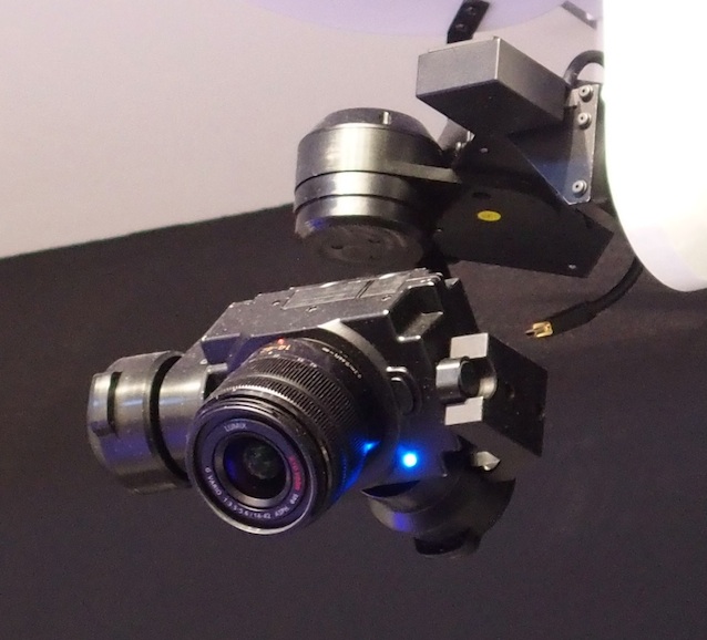 mini GH4 カメラともいえる小型4Kモジュールカメラのプロトタイプ