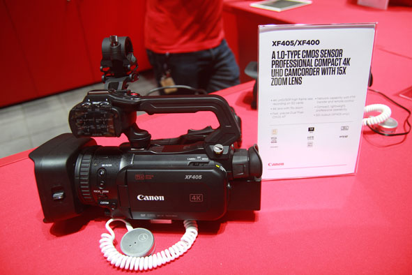 キヤノンはXF305の後継機種となる4K収録対応の業務用ビデオカメラXF405を発表
