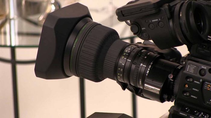 世界最小・最軽量・高倍率の4Kレンズ「FUJINON UA24×7.8」